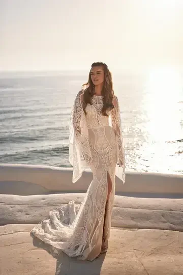 The Ultimate Guide to Boho Bridal Style for 2026 Outdoor Weddings Image