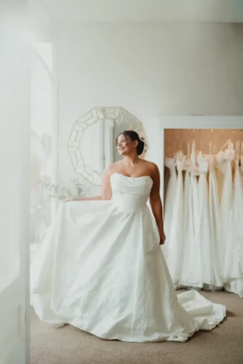 Stella York SY8084 #0 default (PIQ) PURE IVORY JACQUARD thumbnail