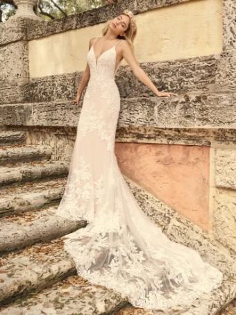 Maggie Sottero Fontaine Curve #0 default Ivory Over nude thumbnail