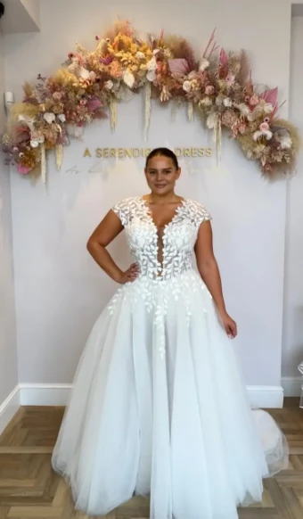 Madi Lane Whitley #0 default Ivory thumbnail