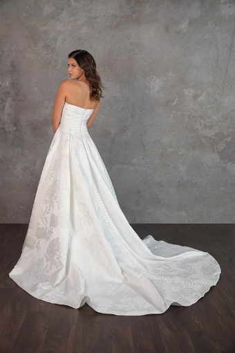 Essense of Australia D4304 #1 (IVQ) IVORY JACQUARD thumbnail