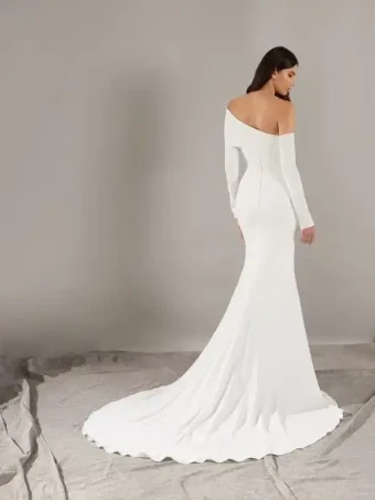Pronovias Rusty #1 Off White thumbnail