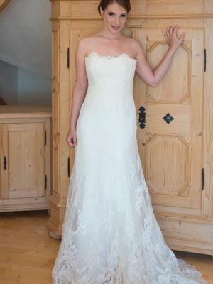 Augusta Jones sale wedding dress, Isla