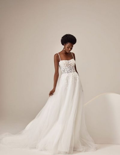 Milla Nova bridal gowns - Lipa