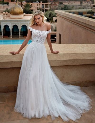 Pronovias bridal gowns - Chloe