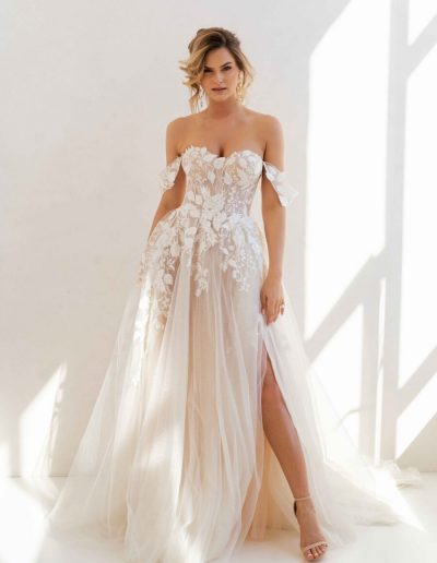 Melrosé bridal gowns - Carrie